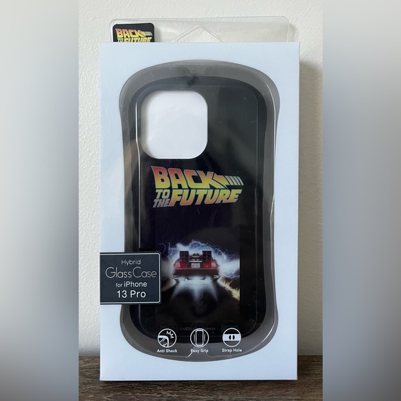 Back To The Future iPhone 13 Pro Hybrid Glass Case from Universal Studios Japan - Picture 2 of 4